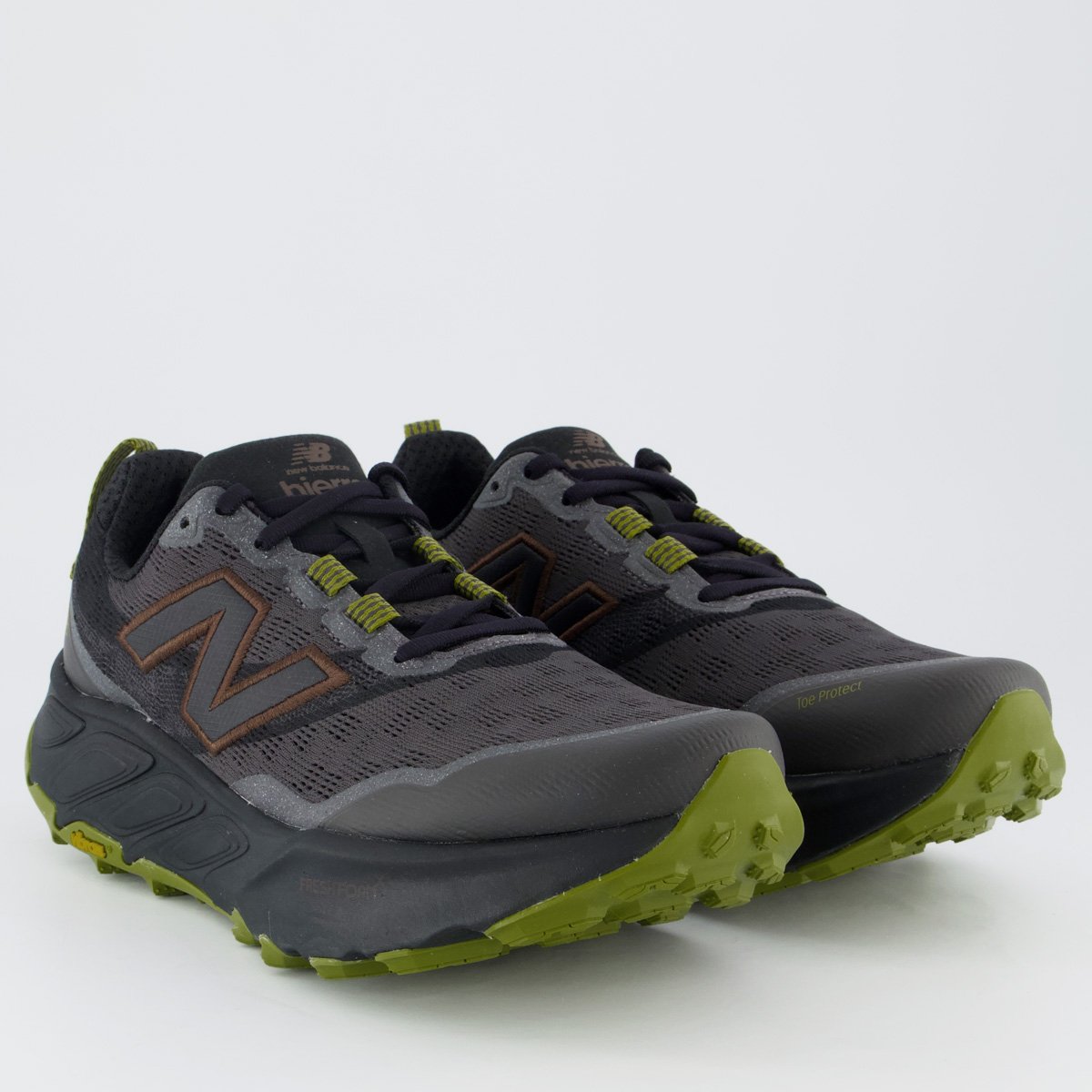 Tênis New Balance Fresh Foam X Hierro V9 Preto e Verde Preto 2