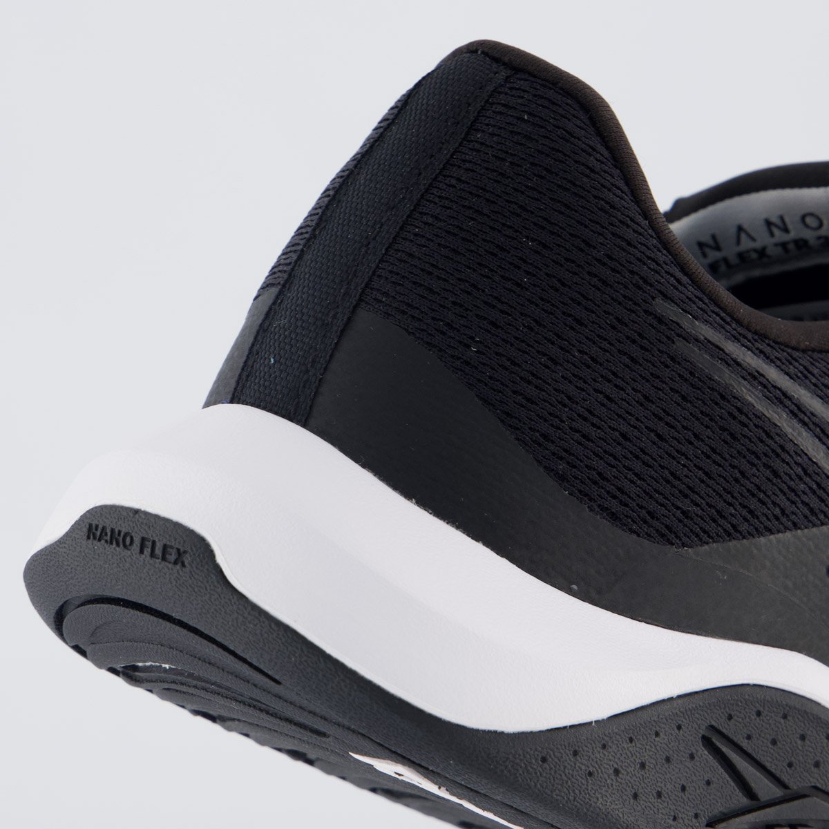 Tênis Reebok Nanoflex TR 3 Preto e Branco Feminino Preto 4