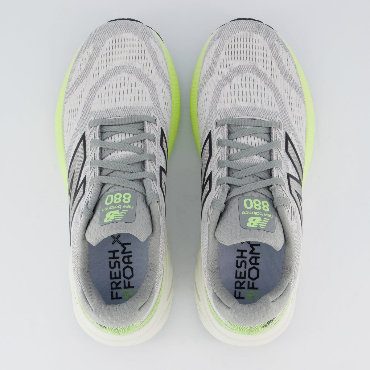 Tênis New Balance Fresh Foam X 880 V15 Cinza e Verde Roxo 4