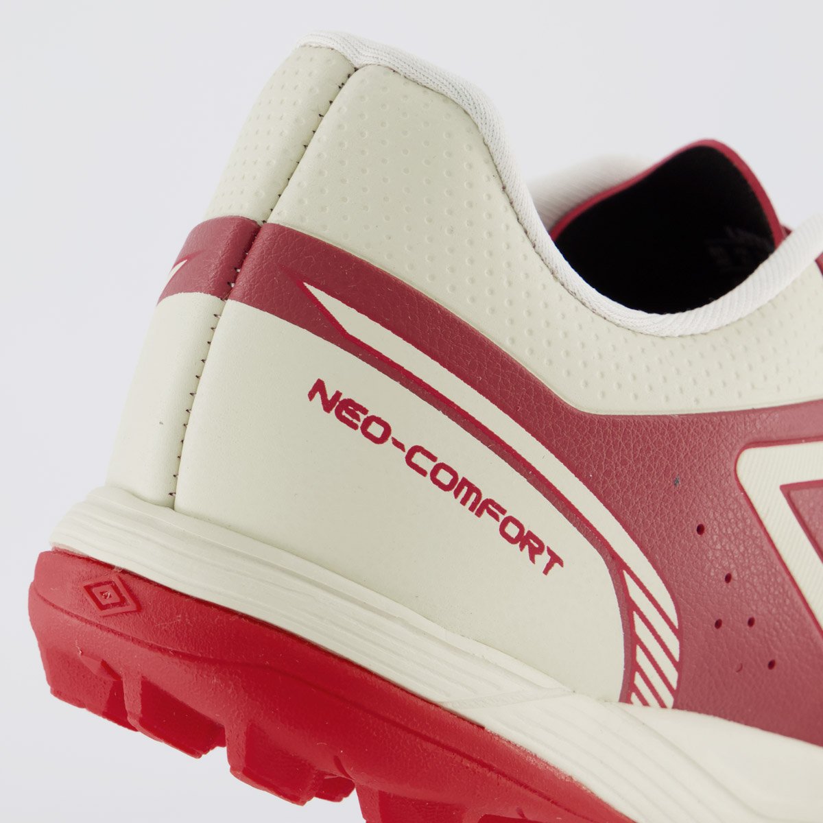 Chuteira Umbro Neo Comfort Society Branca e Vermelha Vermelho 6