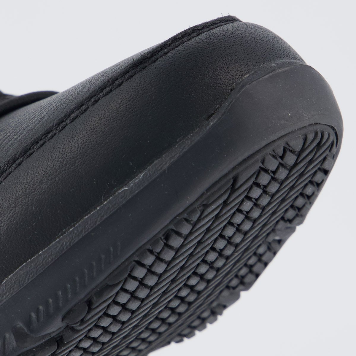 Tênis Skechers Ghenter I Feminino Preto Preto 8