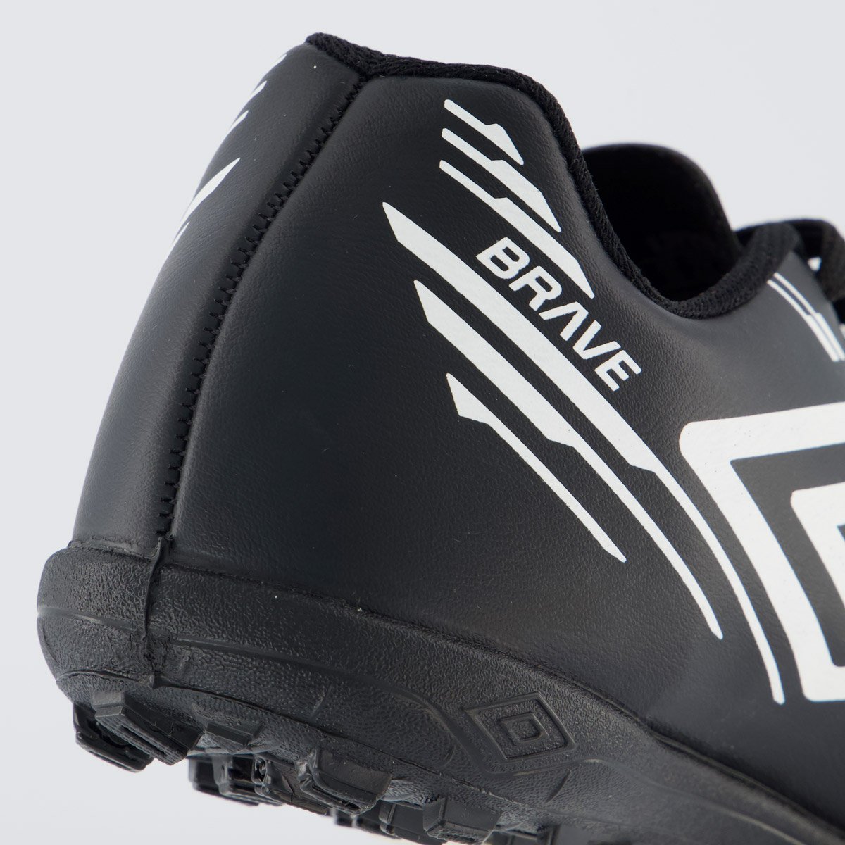 Chuteira Umbro Brave Society Juvenil Preta Preto 6