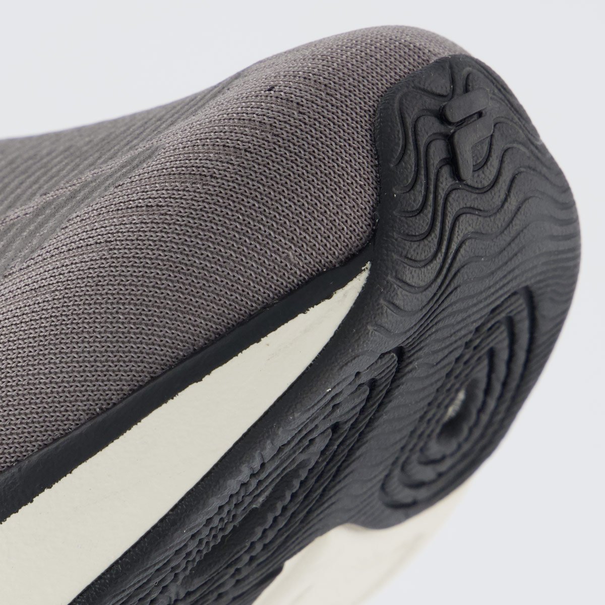 Tenis Fila Striker Cinza e Preto Cinza 8