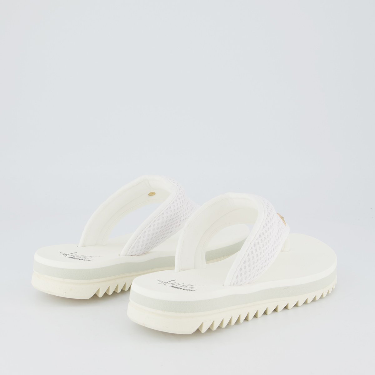 Chinelo Kenner Kyra From Rio Anitta Branco Branco 4