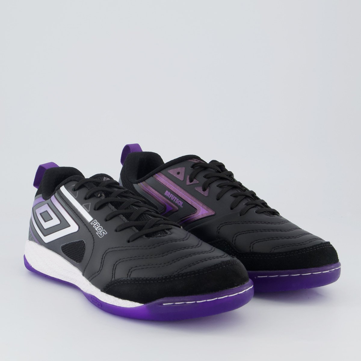 Chuteira Umbro Pro 5 Bump Futsal Preta e Roxa Preto 2