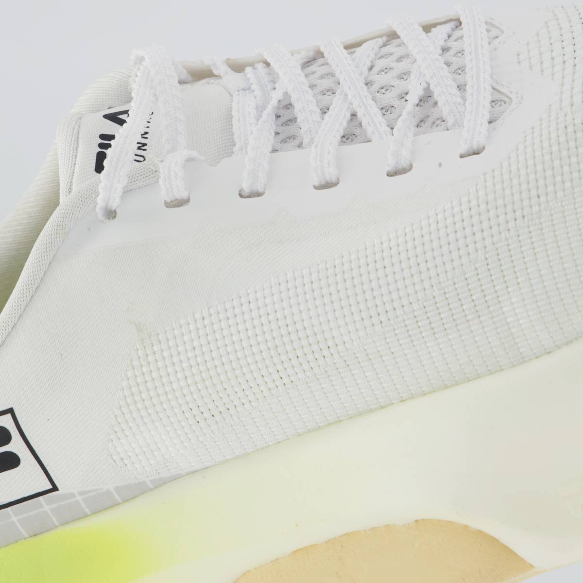 Tenis Fila Speedrocker Skyfoam Feminino Branco e Azul Branco/Azul 7