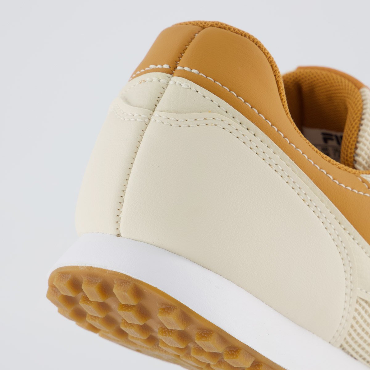 Tenis Fila Renno Classic Feminino Bege e Caramelo Bege 6