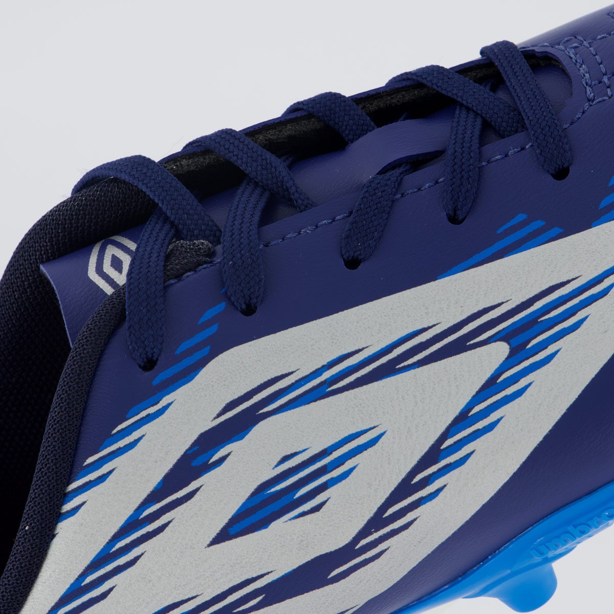 Chuteira Umbro Invictus Campo Juvenil Azul e Cinza Azul 7