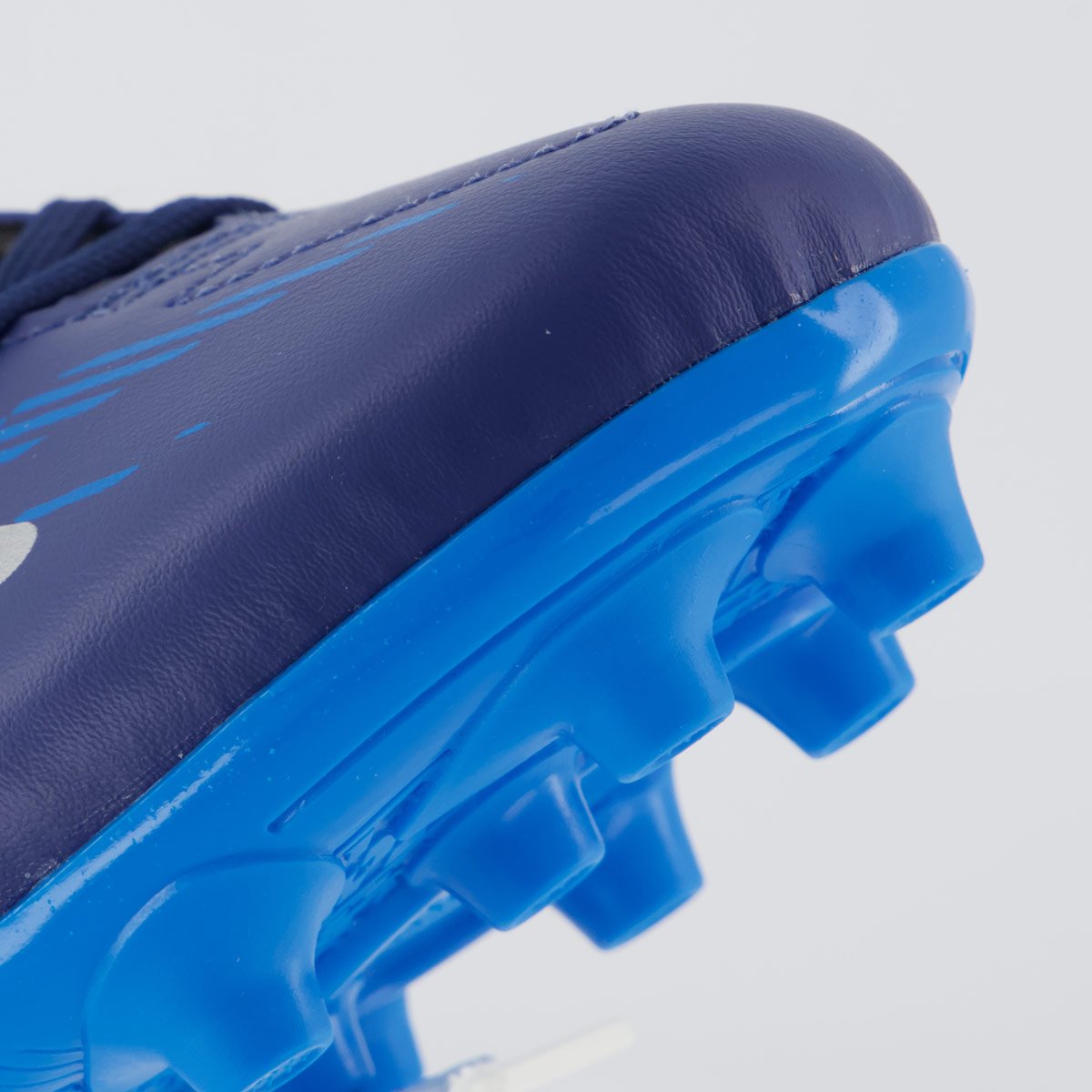 Chuteira Umbro Invictus Campo Juvenil Azul e Cinza Azul 8