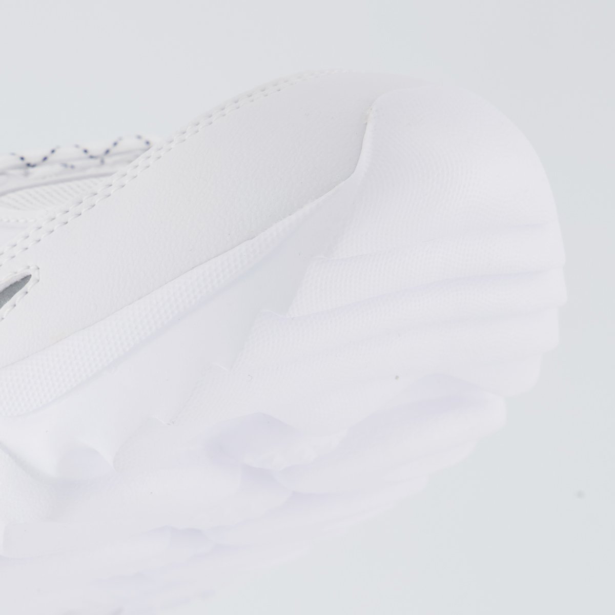 Tênis Fila Venture Tracer Lite Branco Branco 8