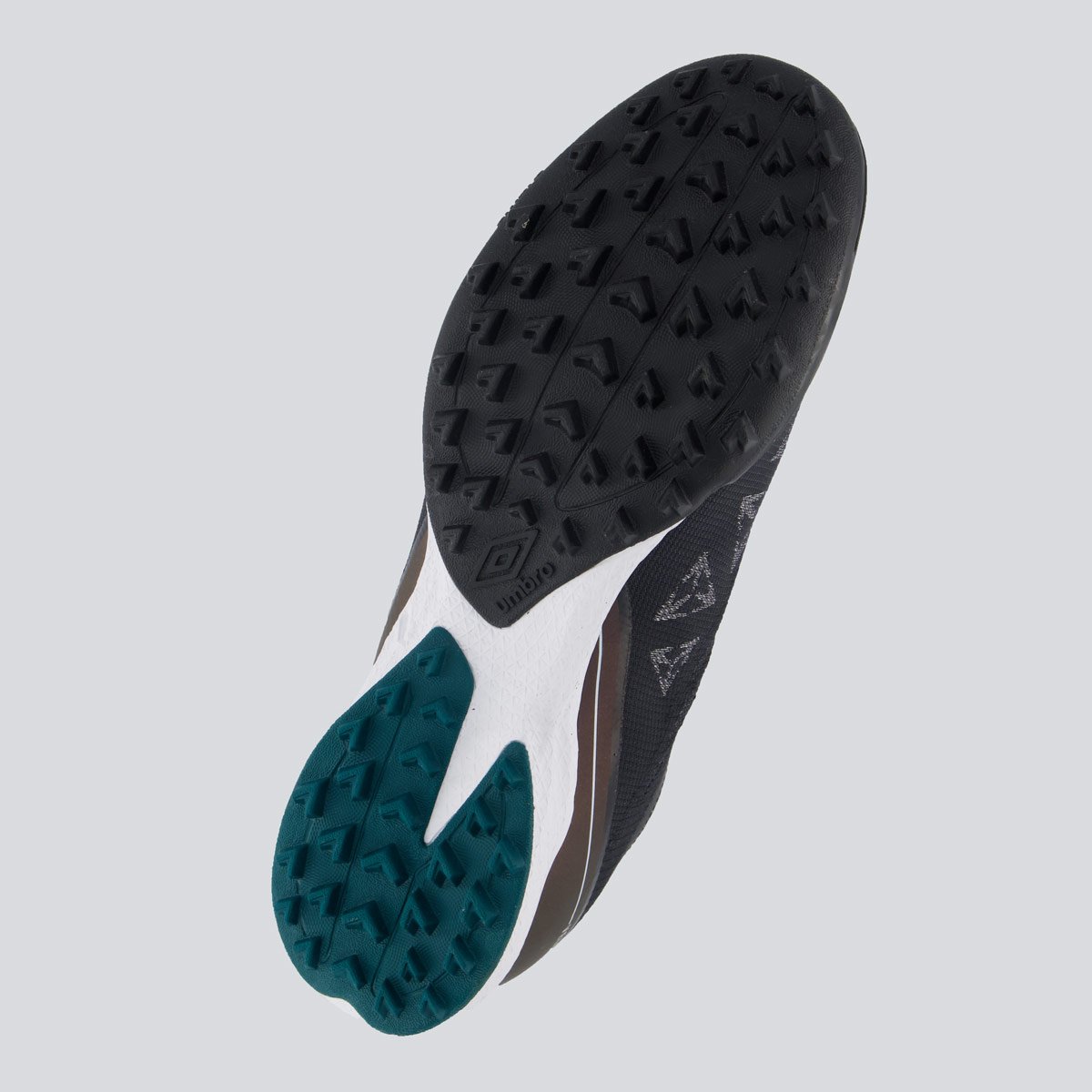 Chuteira Umbro Velocita Decimo Premier Society Preta e Branca Preto 5