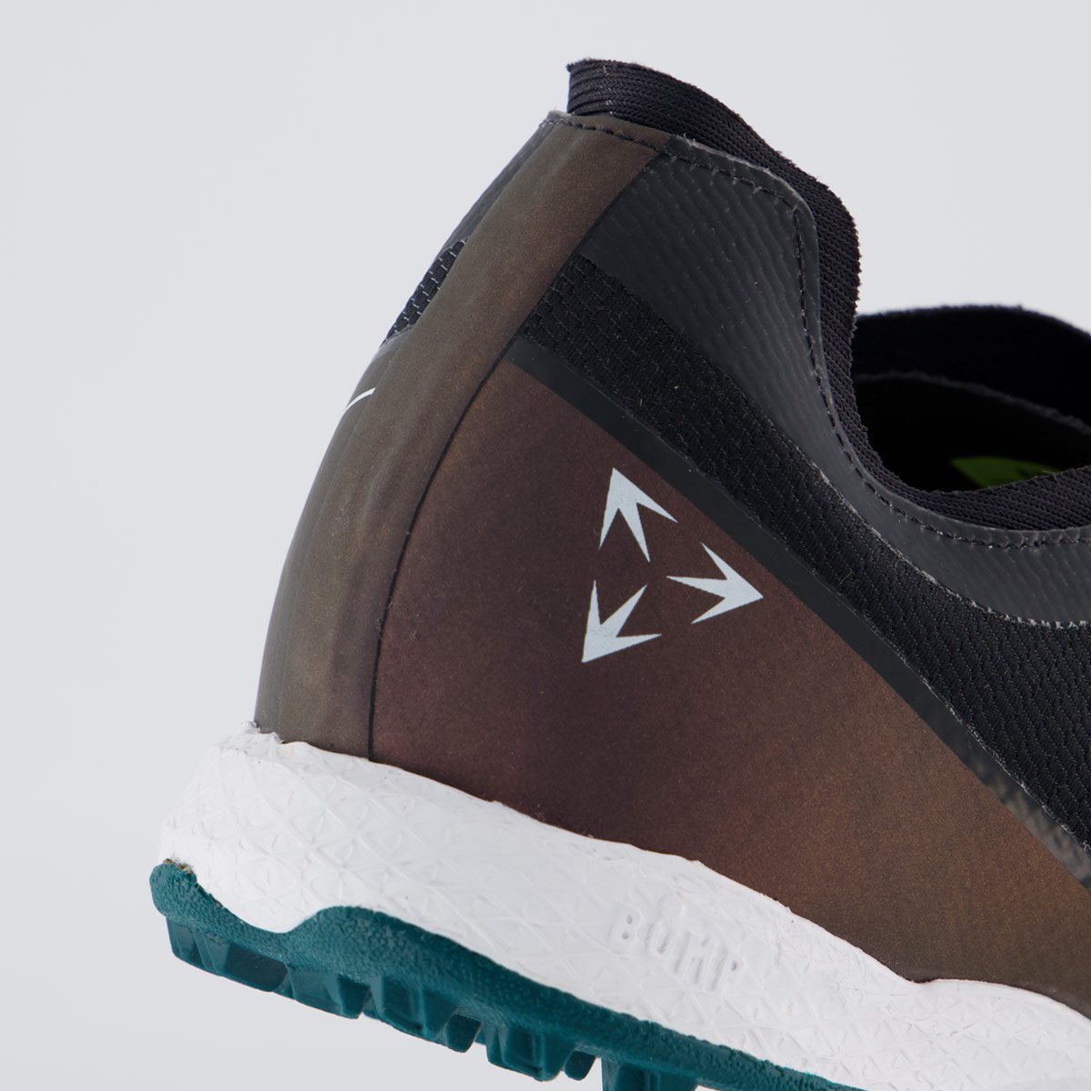 Chuteira Umbro Velocita Decimo Premier Society Preta e Branca Preto 6