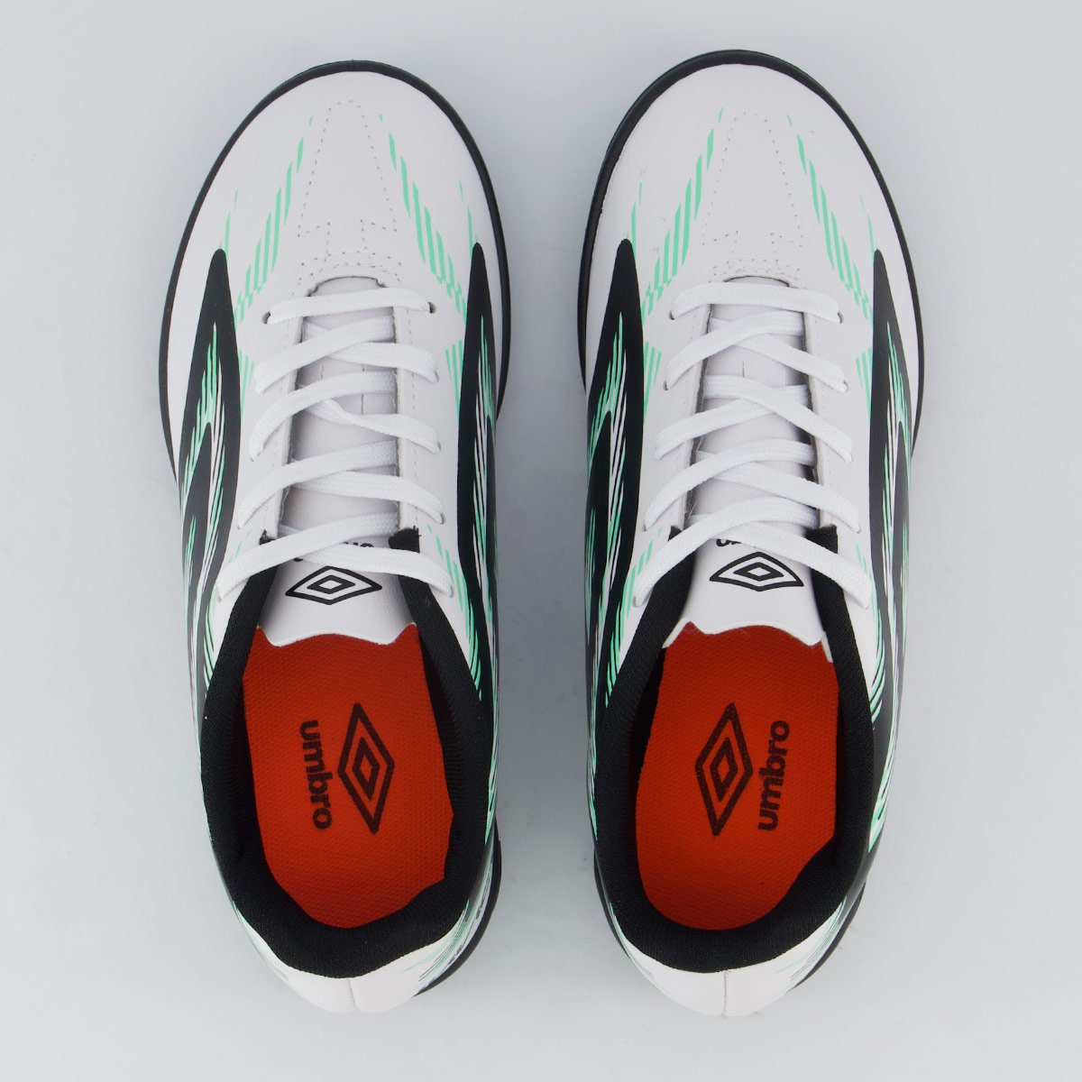 Chuteira Umbro Invictus Society Juvenil Branca e Preta Branco 4