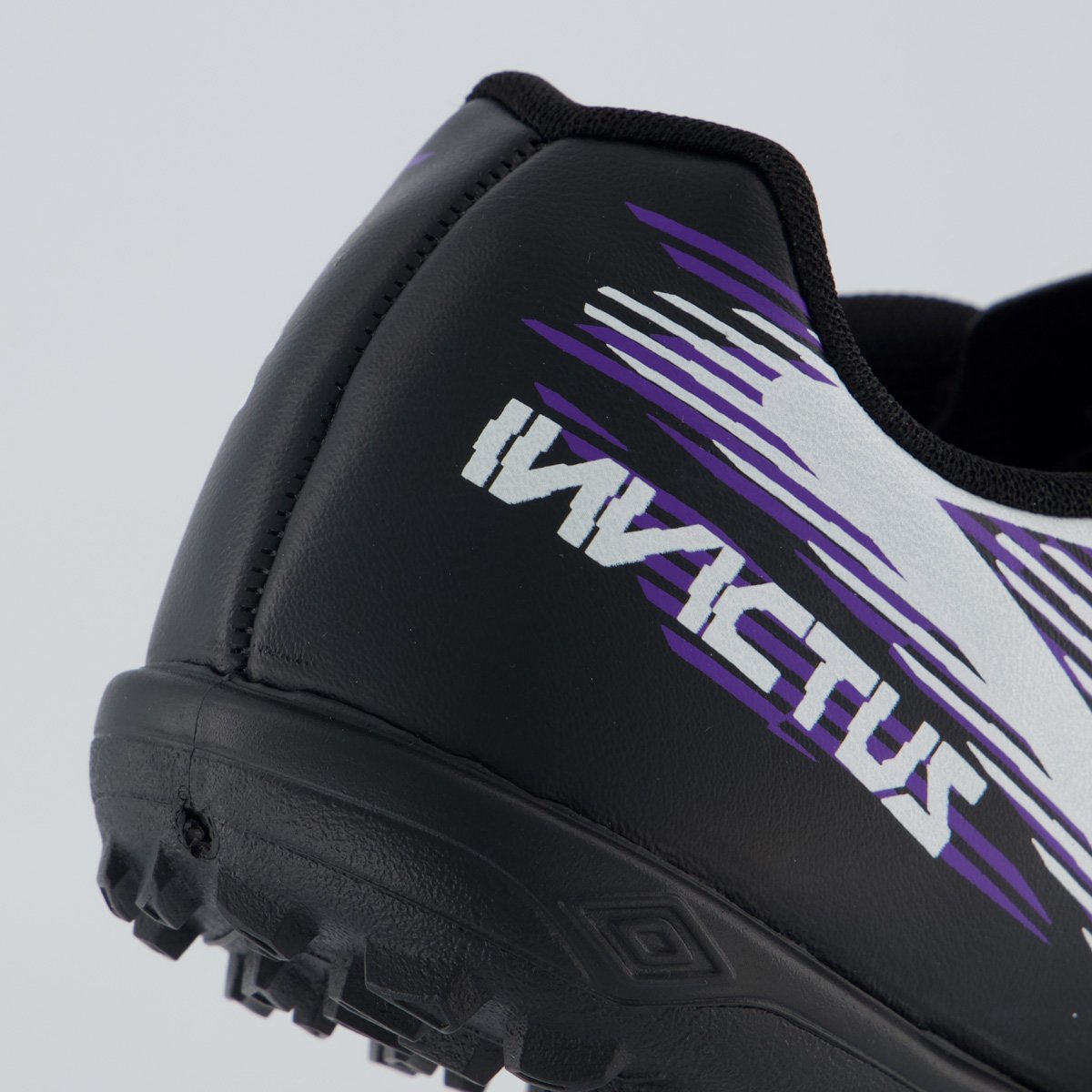Chuteira Umbro Invictus Society Juvenil Roxa e Preta Preto/Roxo 6