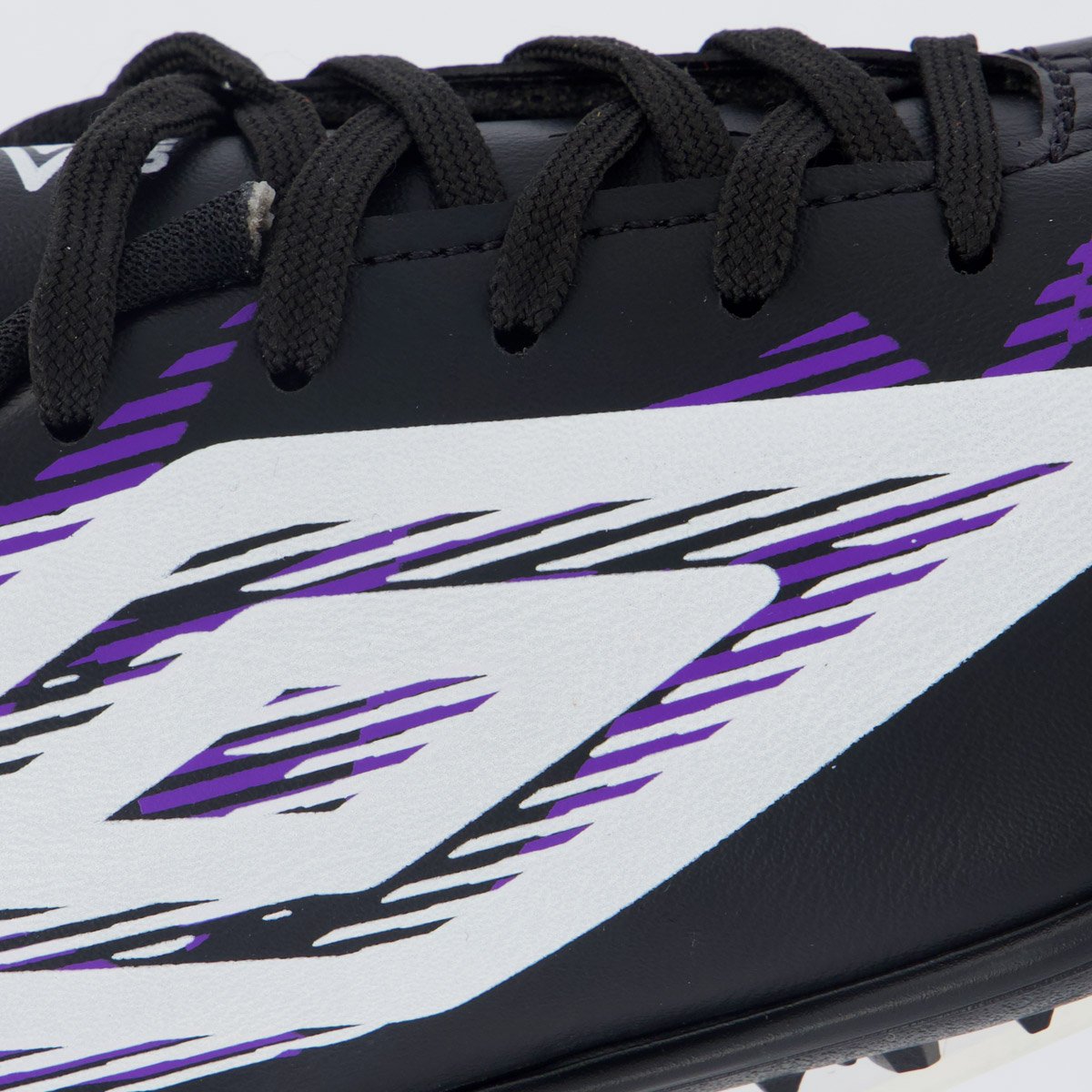 Chuteira Umbro Invictus Society Juvenil Roxa e Preta Preto/Roxo 7