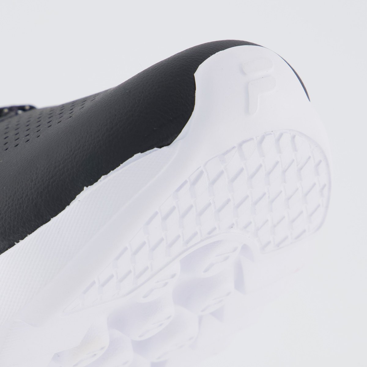 Tenis Fila Freestyle II Preto e Branco Preto 8