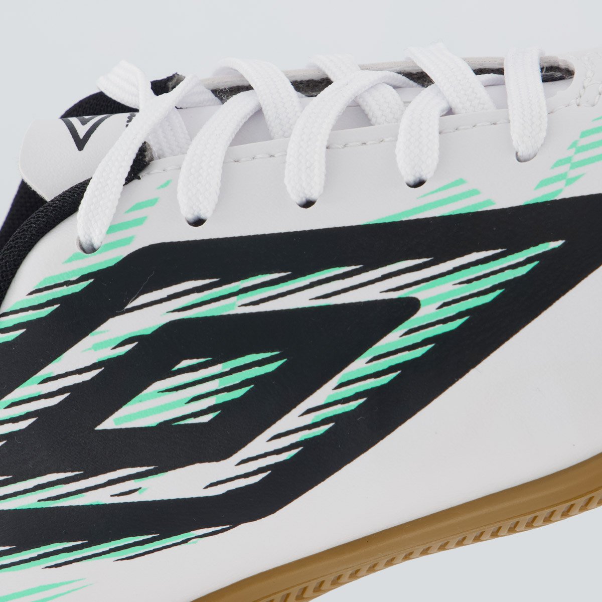 Chuteira Umbro Invictus Futsal Juvenil Branca e Verde Branco 7