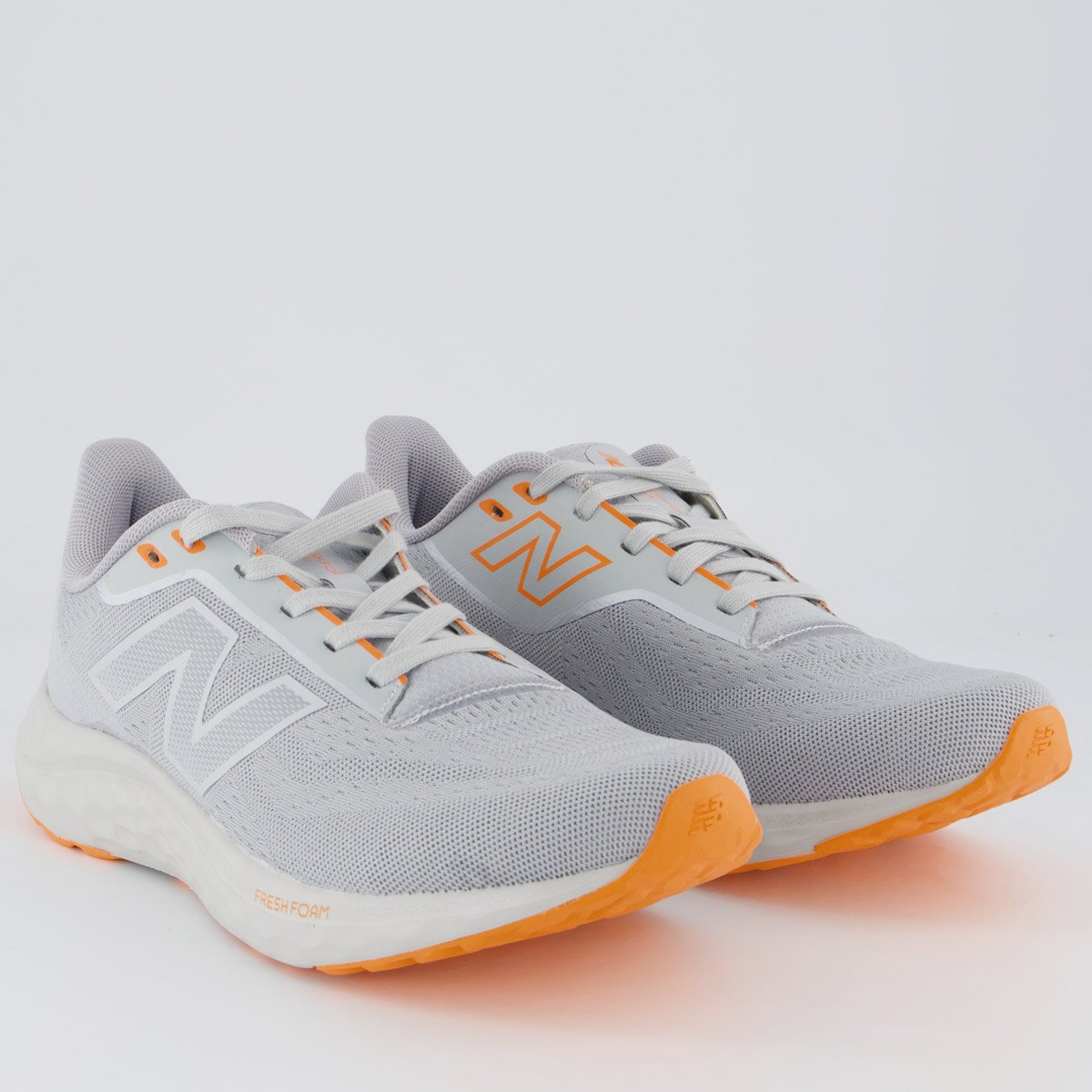 Tênis New Balance Fresh Foam Arishi V 4 Cinza Cinza 2
