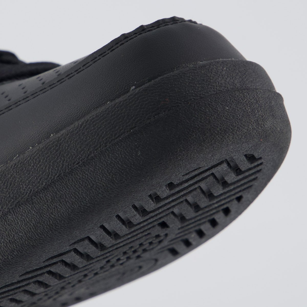 Tênis Reebok BB 4580 Preto e Branco Preto 8