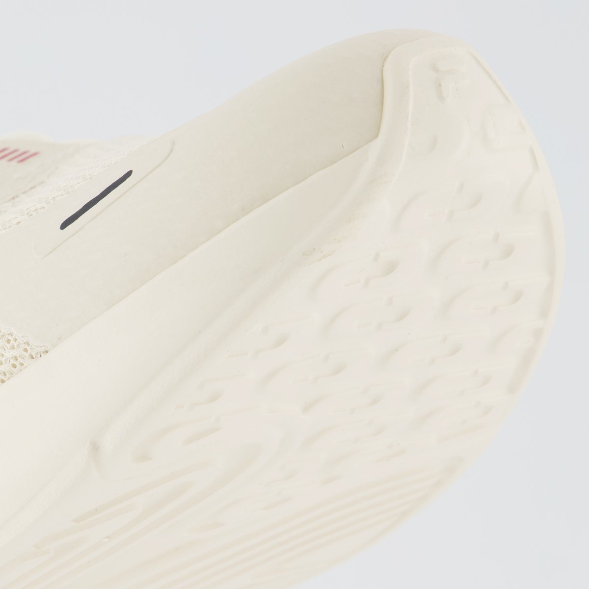 Tenis Fila Progress Lite Off-White e Verde Bege 8