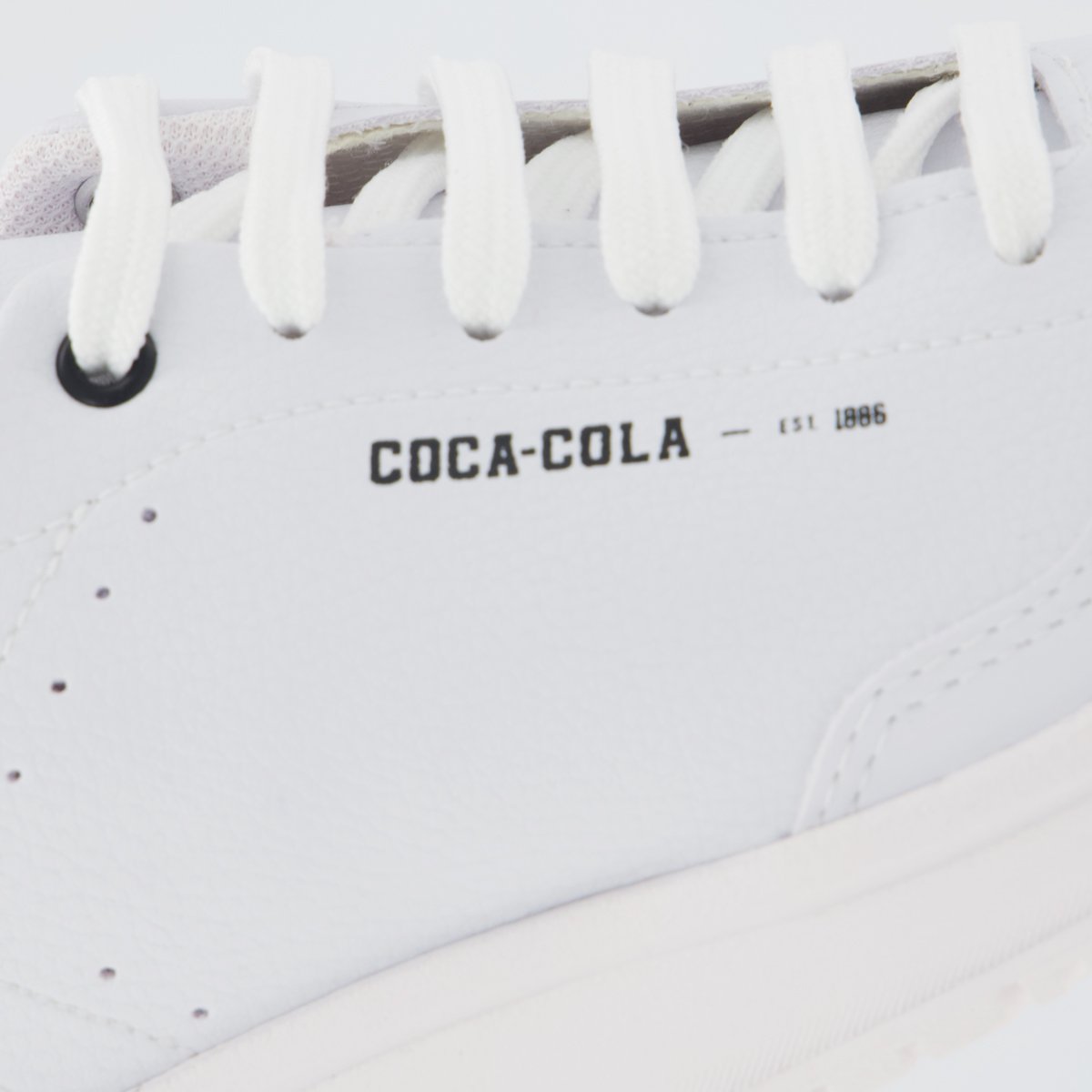 Tênis Coca Cola March Elegance Branco e Preto Branco 7