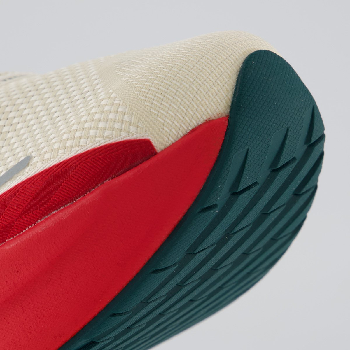 Tenis Fila Aero Skyfoam Bege e Vermelho Bege 8