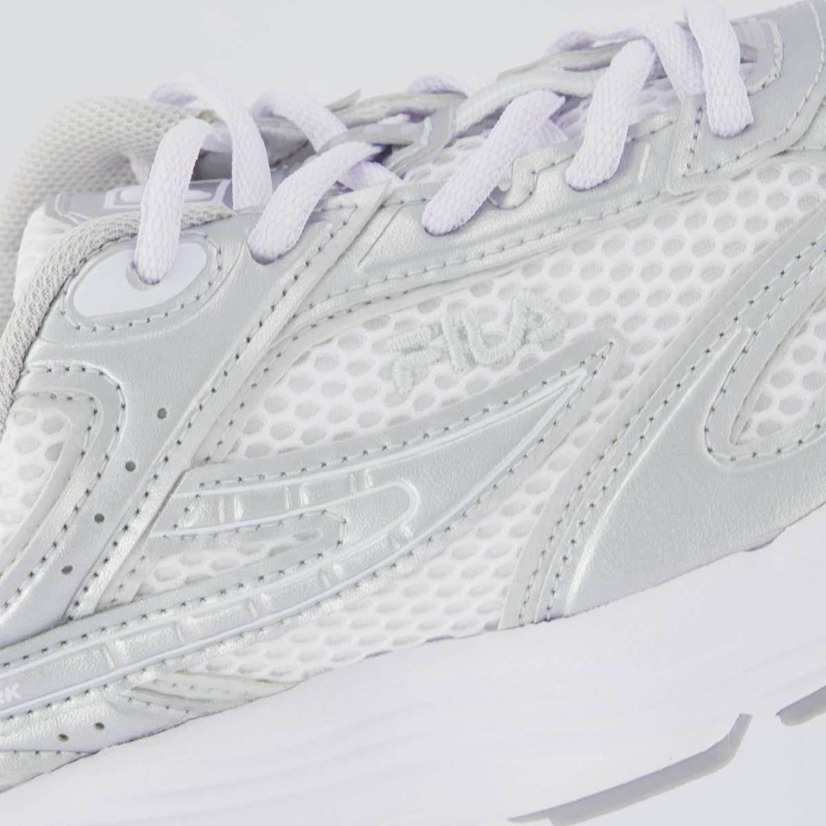 Tenis Fila Runner 2K Feminino Prata e Branco Prata 7