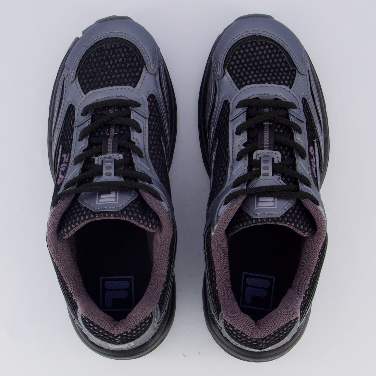 Tenis Fila Runner 2K Feminino Preto Preto/Prata 4