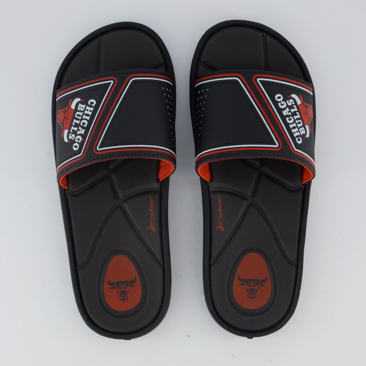 Chinelo Rider Slide Pump NBA Chicago Bulls III Preto e Vermelho
