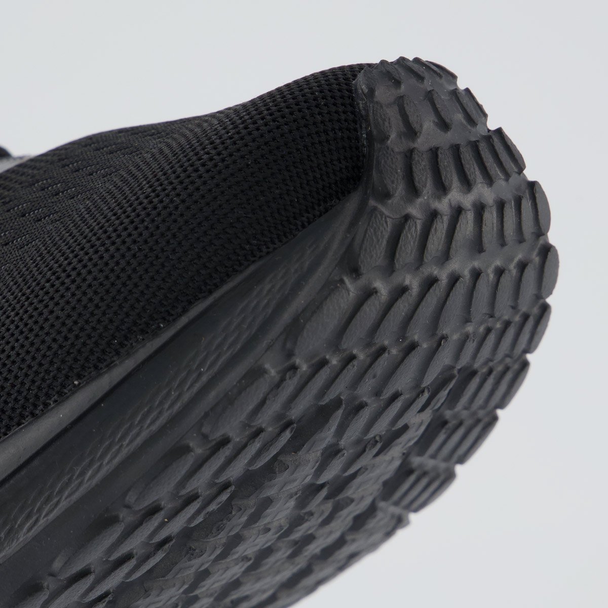 Tenis Fila Rise Up Preto Preto 8