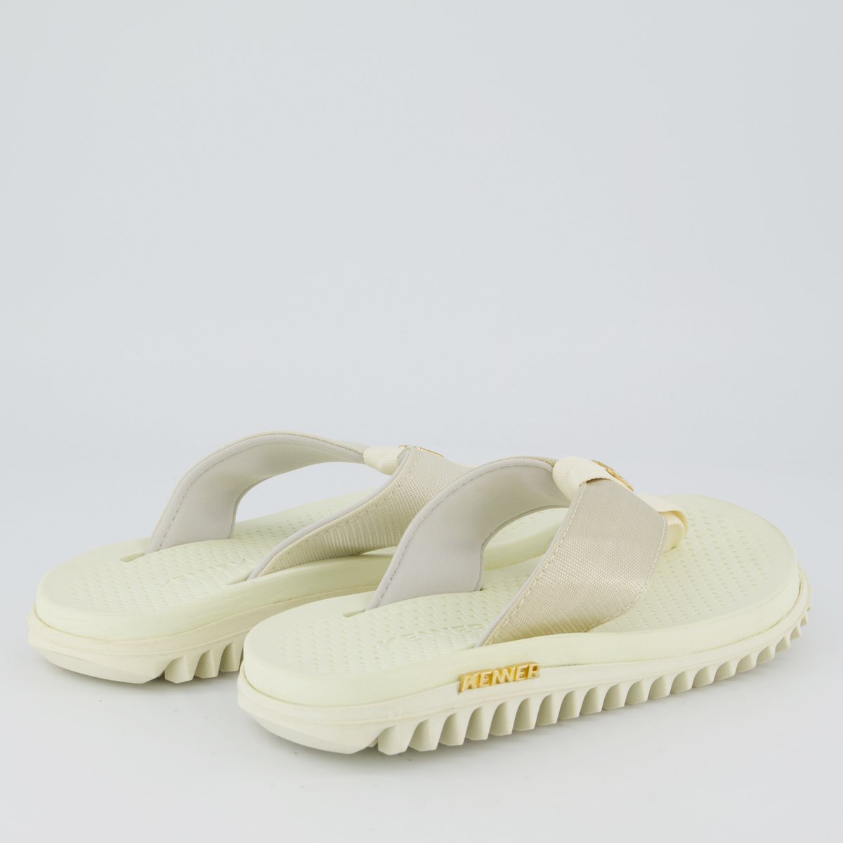 Chinelo Kenner Kivah Anitta K-Pro Off-White Branco 4