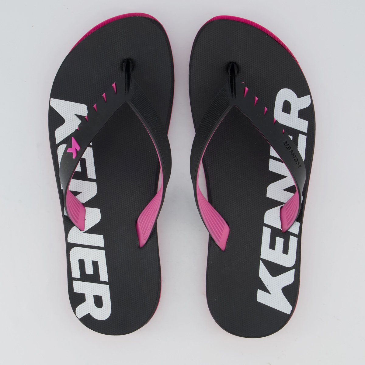 Chinelo Kenner Red Rosa e Preto