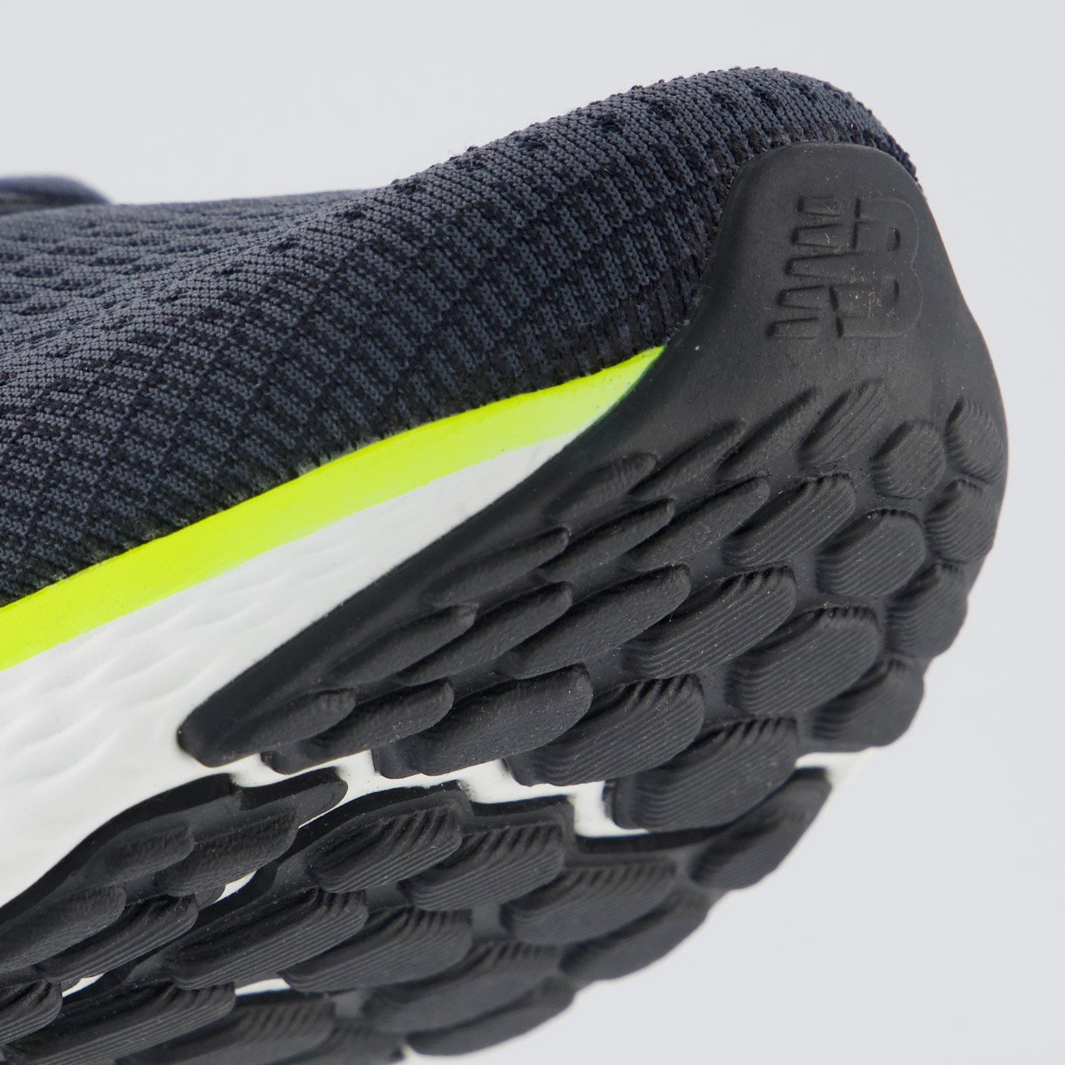 Tênis New Balance Fresh Foam X Evoz V4 Cinza Cinza 8