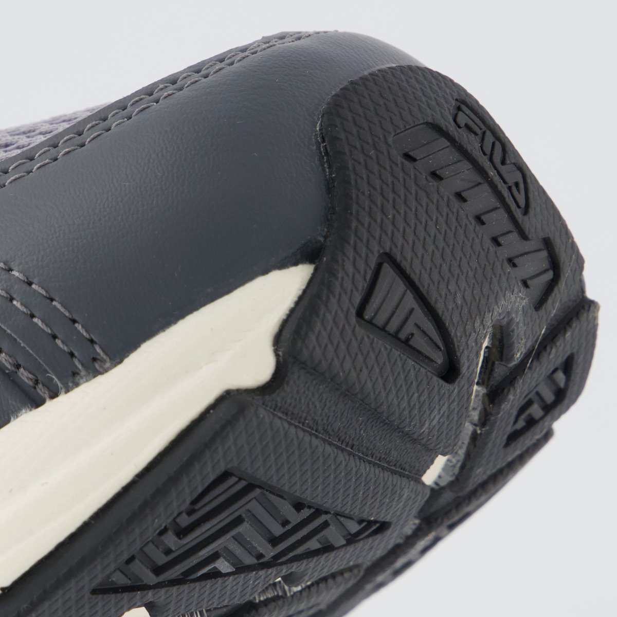 Tenis Fila Runner 2K Cinza Cinza 8