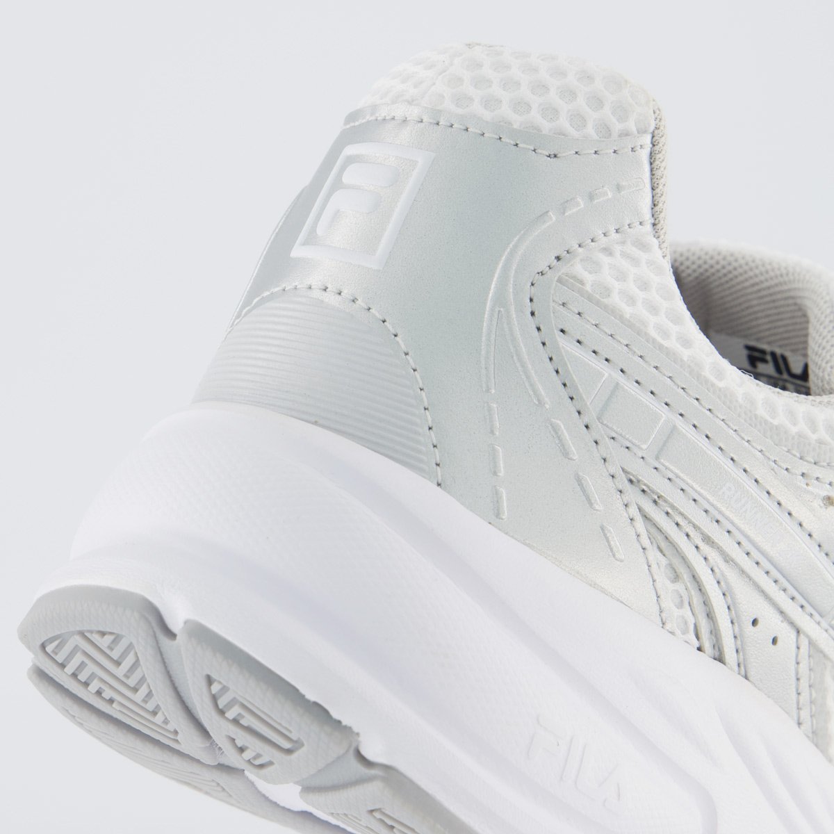 Tenis Fila Runner 2K Prata Prata 6