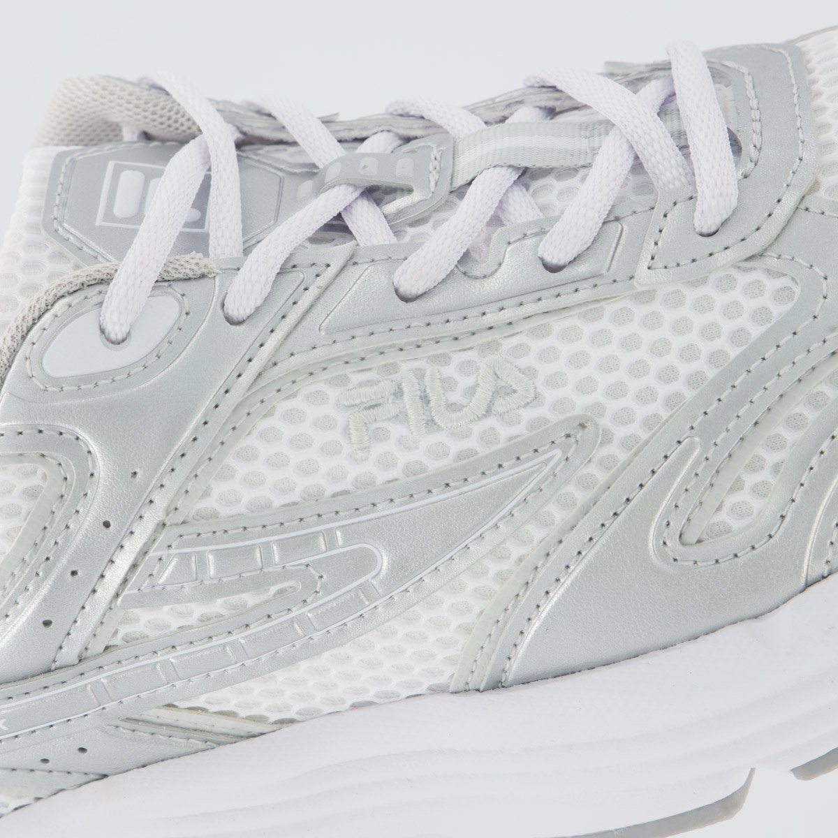 Tenis Fila Runner 2K Prata Prata 7