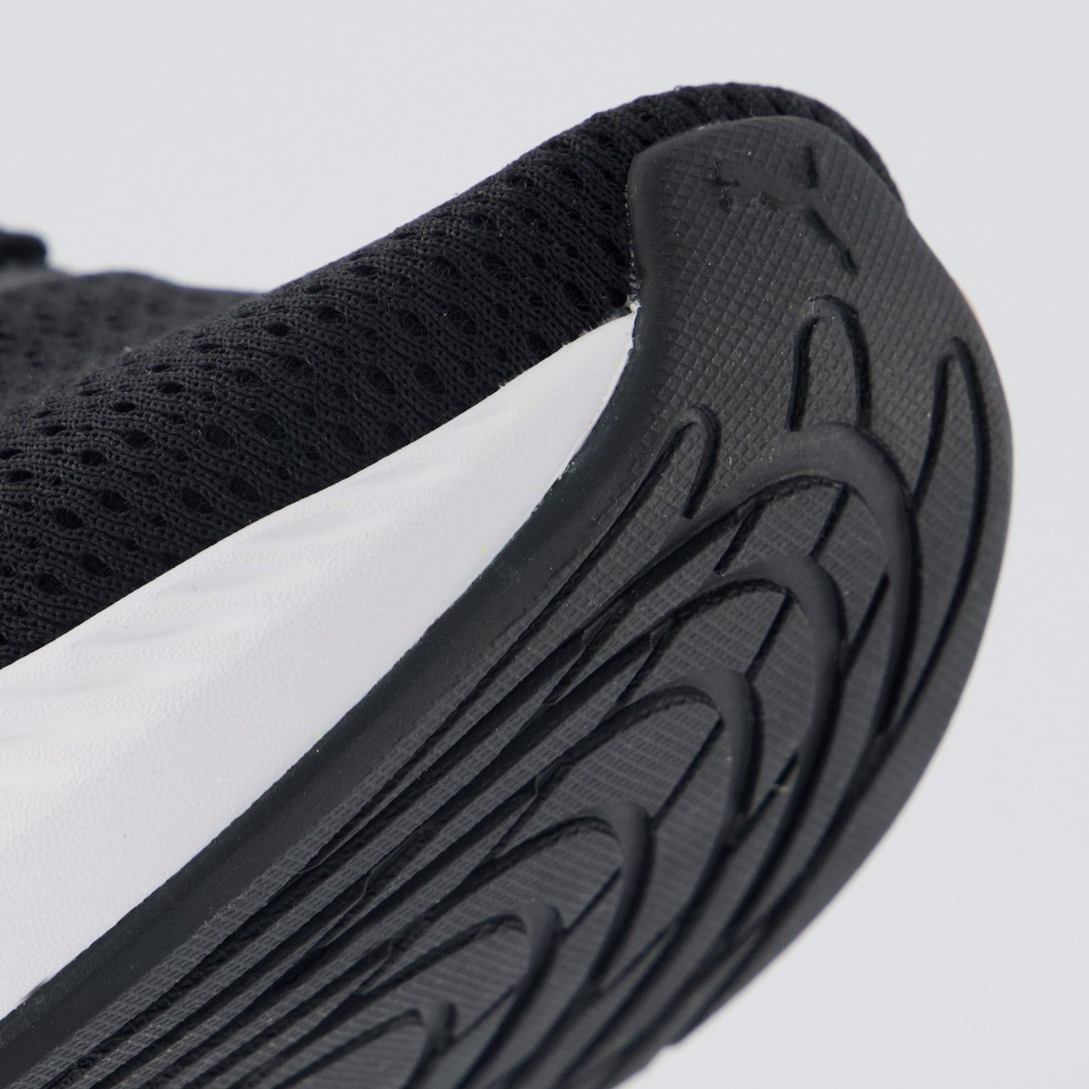 Tenis Puma Dasher Lite Preto e Branco Preto 8