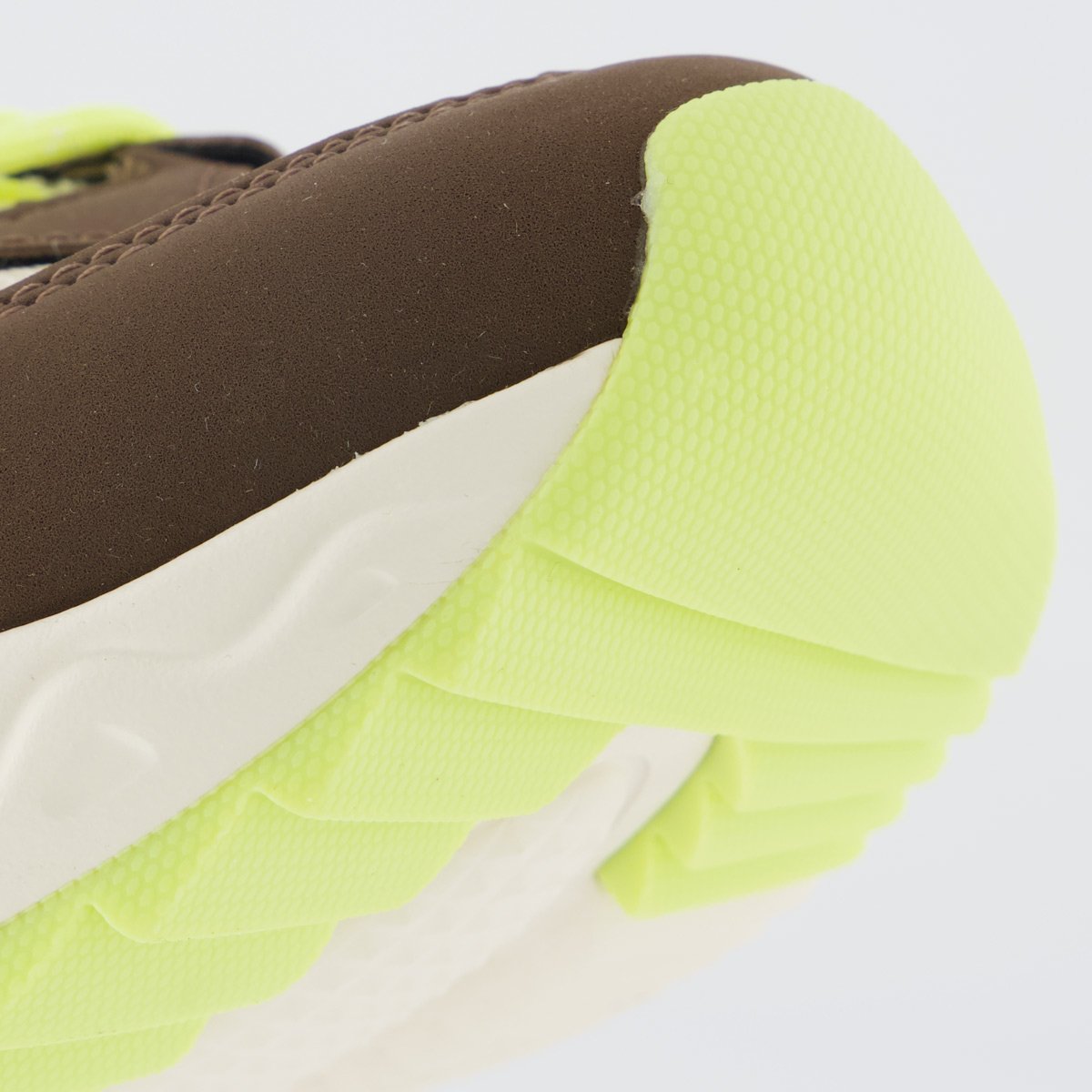 Tenis Fila Oakmont 2 Feminino Marrom e Verde Marrom 8