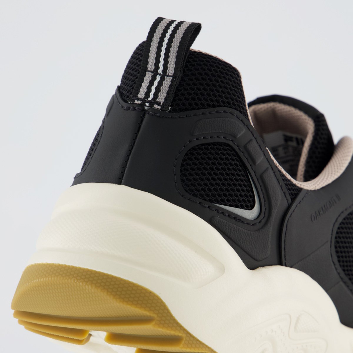 Tenis Fila Oakmont 2 Preto e Bege Preto 6