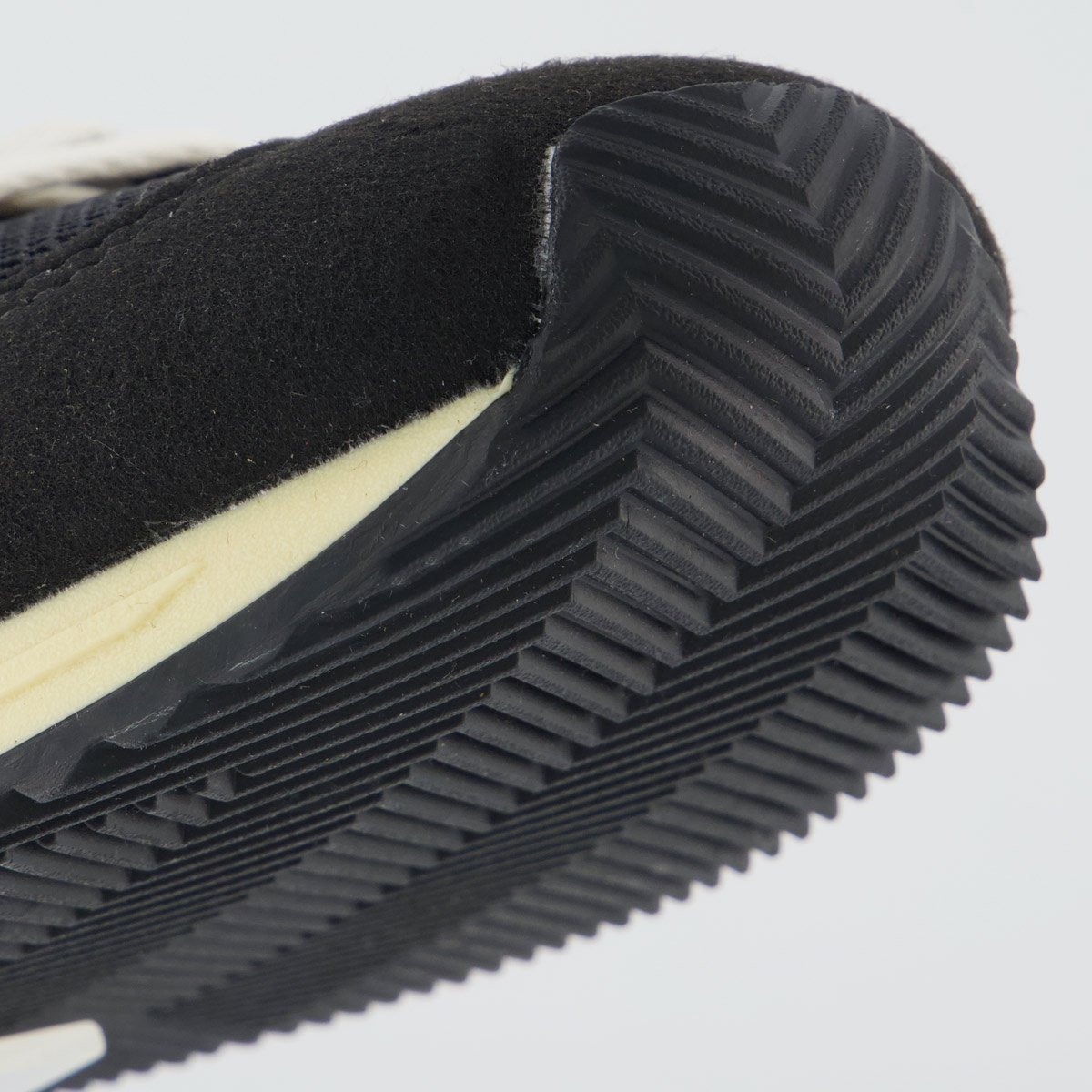 Tenis Fila F-RETRO 2 Preto e Bege Preto 8