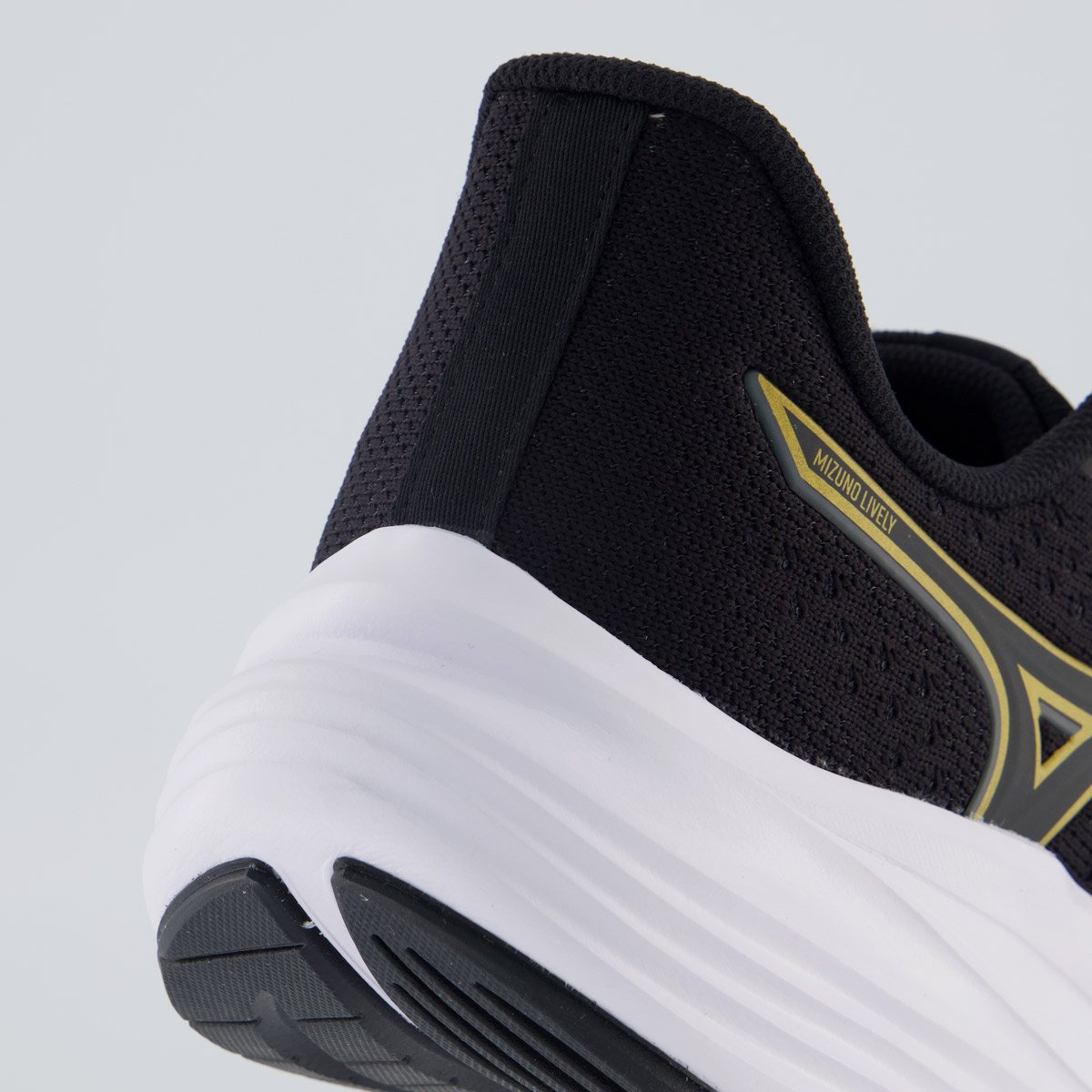 Tênis Mizuno Lively Preto Preto 6