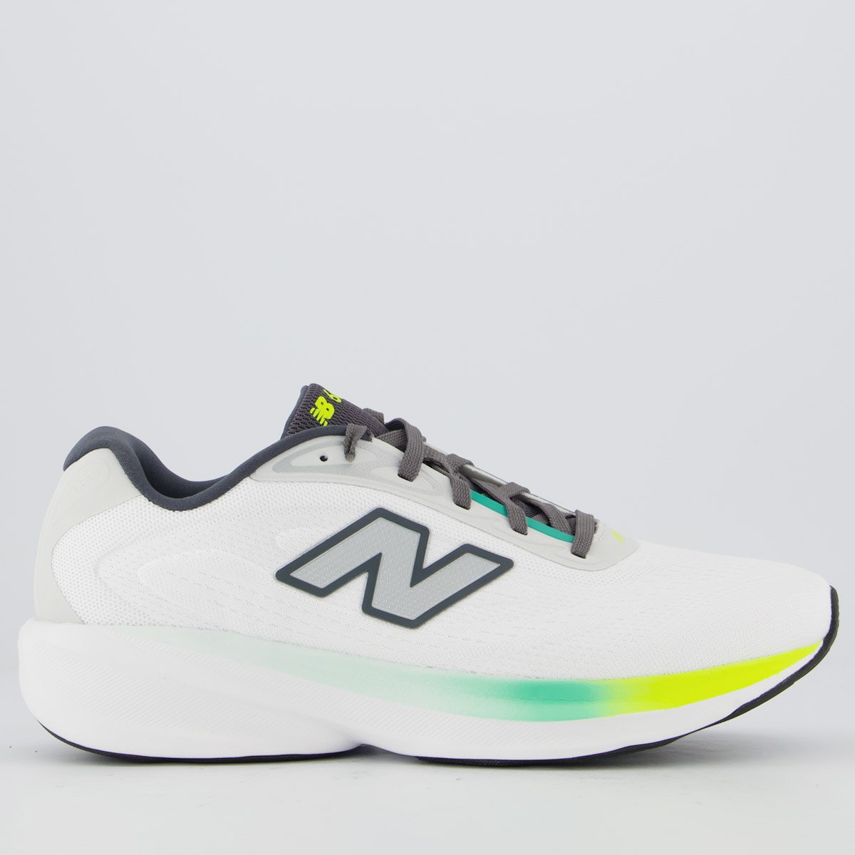 Tênis New Balance Fresh Foam 680 V9 Branco