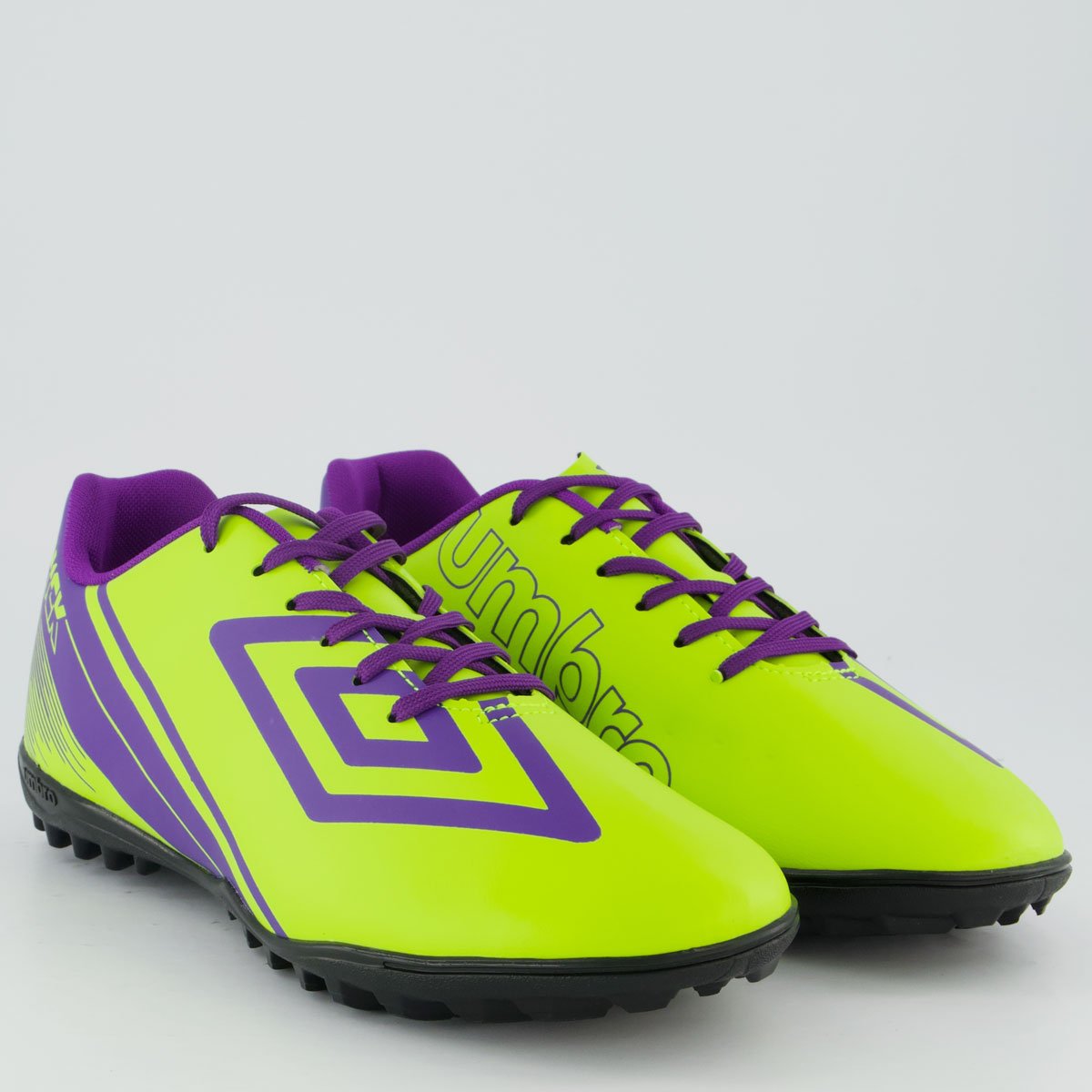 Chuteira Umbro Kick Society Verde Verde/Roxo 2