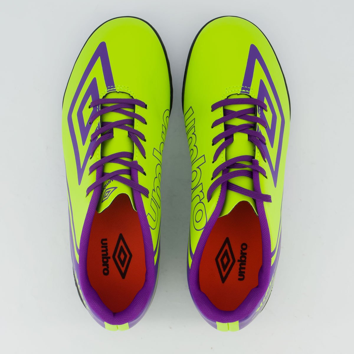 Chuteira Umbro Kick Society Verde Verde/Roxo 4