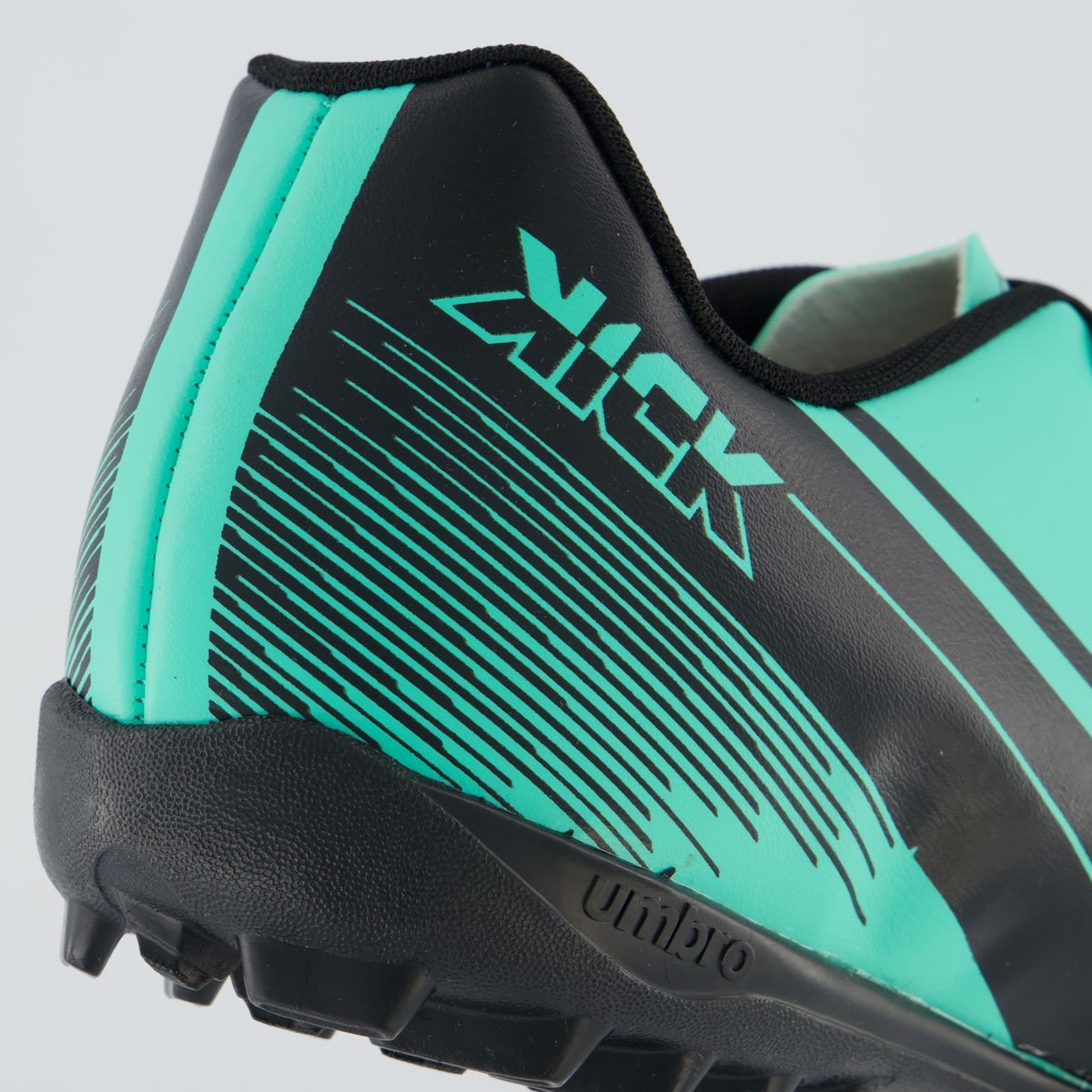 Chuteira Umbro Kick Society Verde e Preta Verde 6