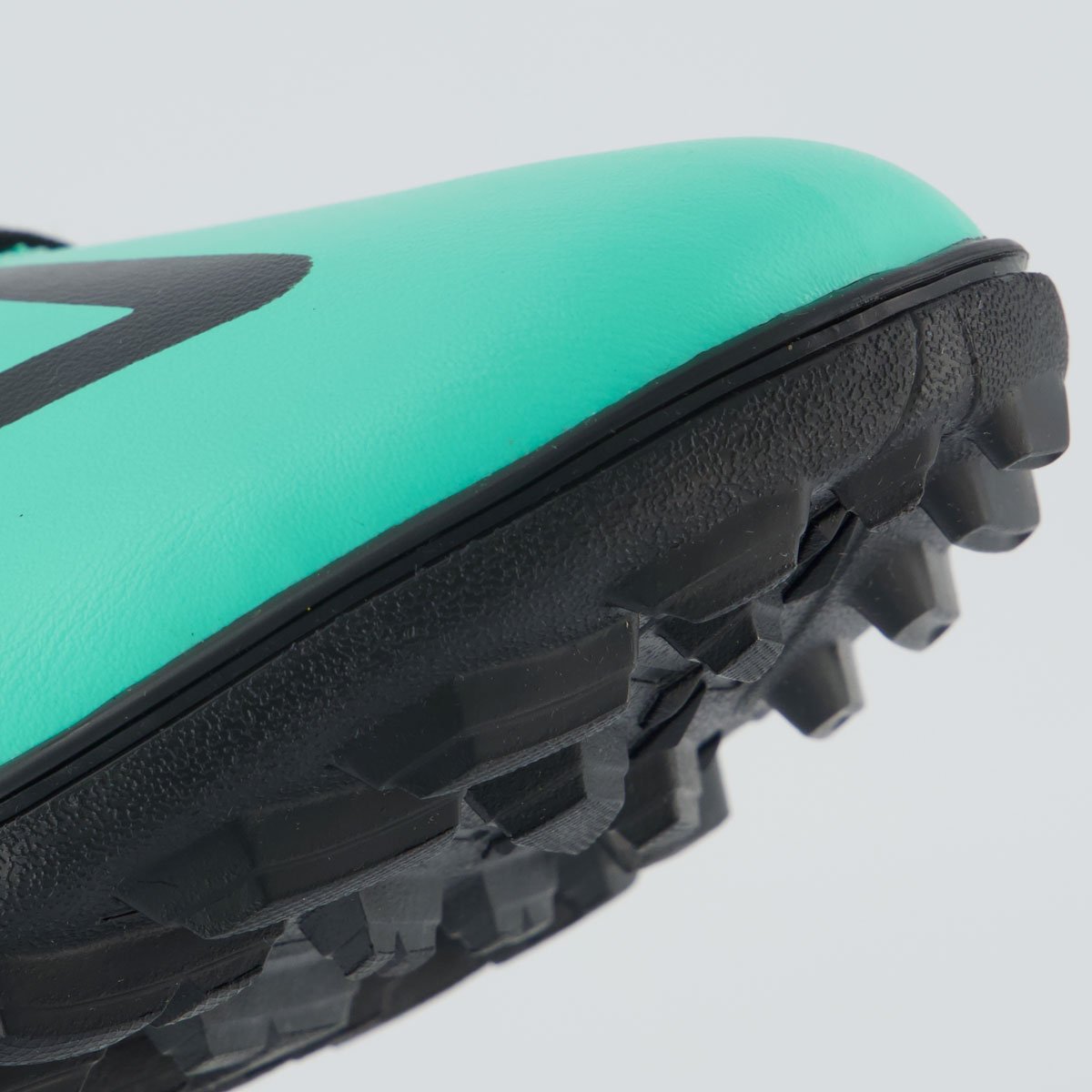 Chuteira Umbro Kick Society Verde e Preta Verde 8
