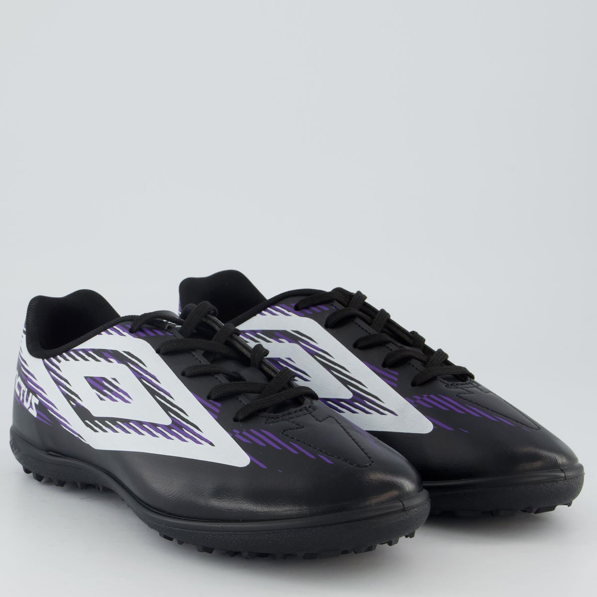 Chuteira Umbro Invictus Society Preta e Branca Preto 2