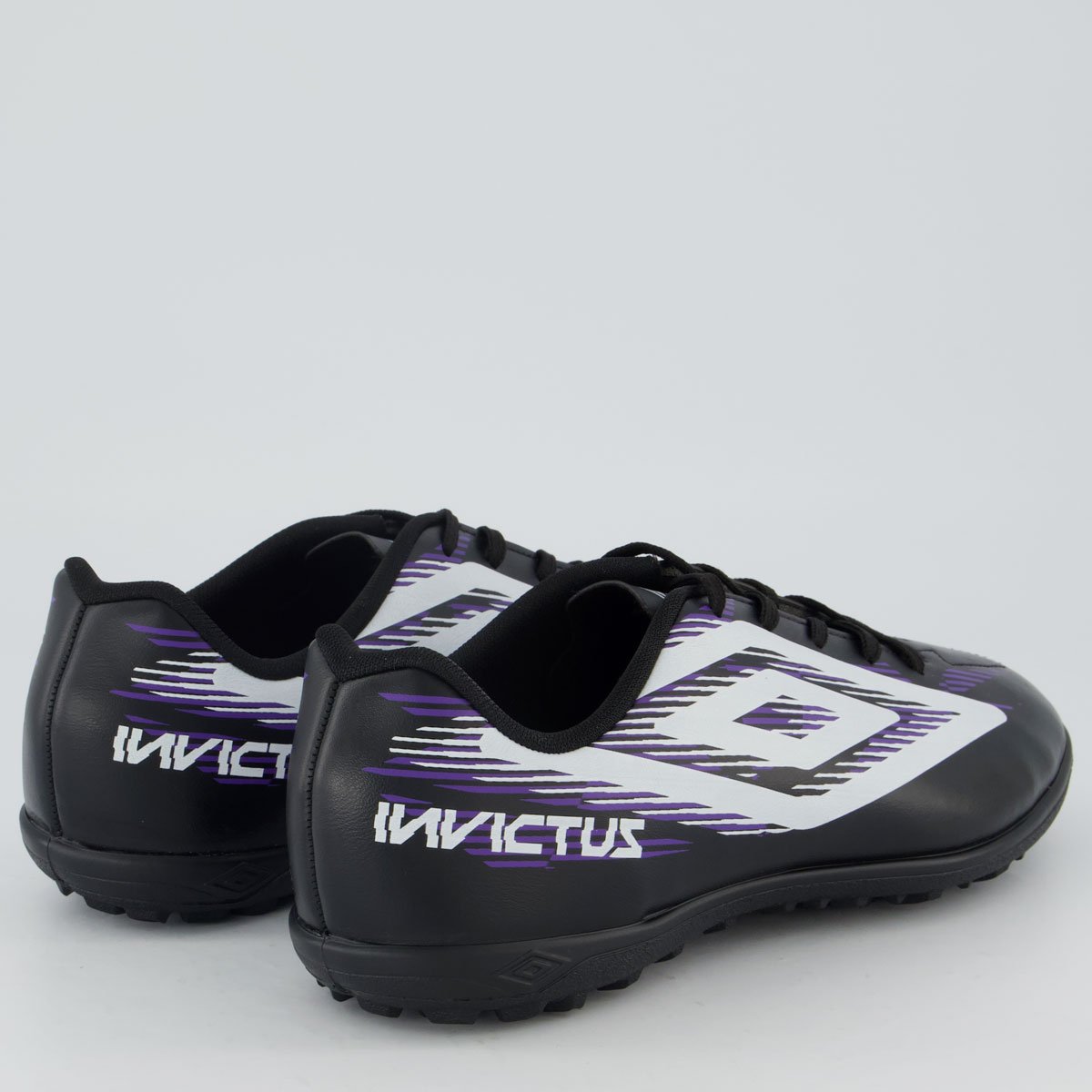 Chuteira Umbro Invictus Society Preta e Branca Preto 3