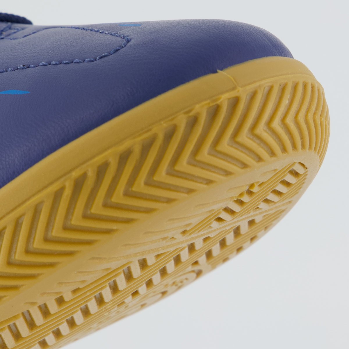 Chuteira Umbro Invictus Futsal Cinza Azul 8