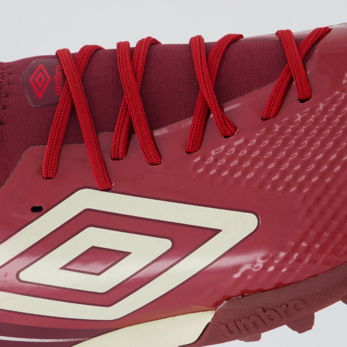 Chuteira Umbro Top Speed Club Society Vinho Vinho 7